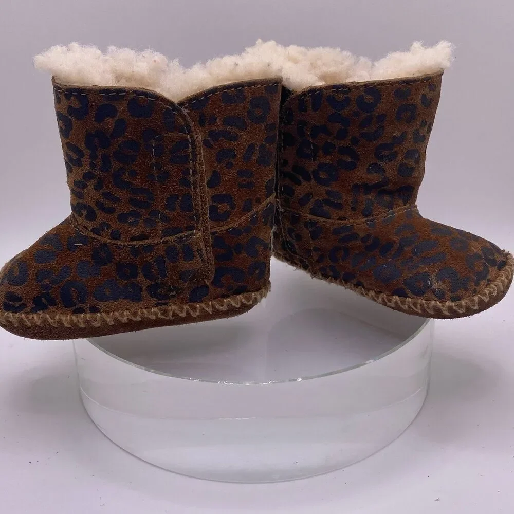UGG Baby Cassie Leopard Crib Style Size 0/1